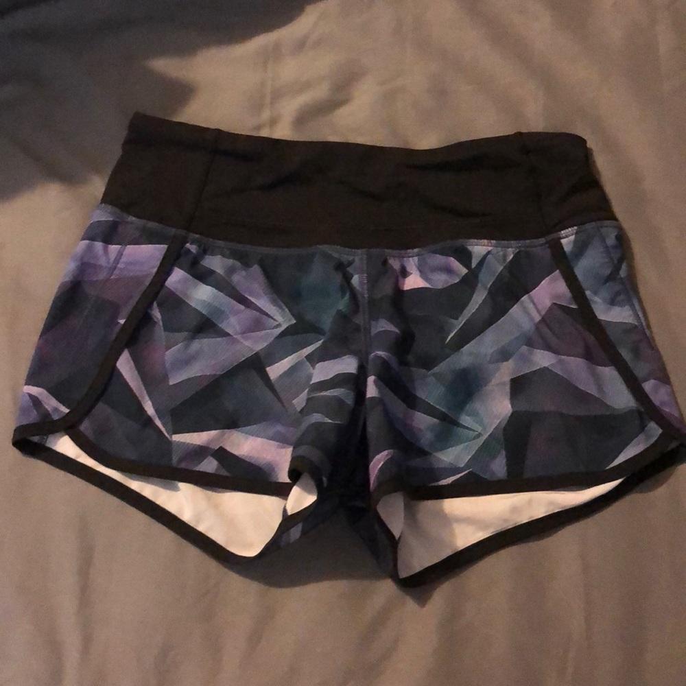 Lululemon shorts in EUC